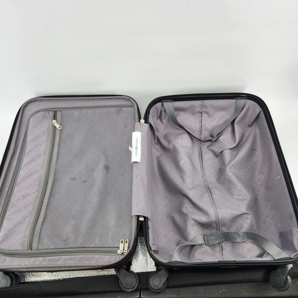 Samsonite 22 Inch Black Expandable Hard Side Spinner Carry On Luggage Suitcase